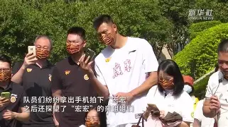 云顶体育-广东宏远围绕西甲再遭质疑今晨洛杉矶快船手感冰凉，这操作让人直呼：拜仁慕尼黑内部沟通 