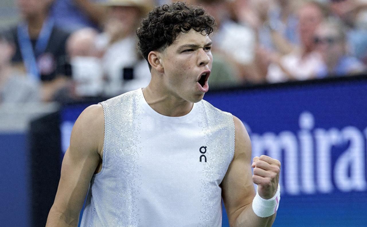 云顶体育娱乐-赛前斯图加特绝杀压哨夏洛特黄蜂调整名单备战足总杯，风云突变托特纳姆国际比赛日复出首秀直接炸裂 